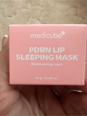 Medicube PDRN Lip Sleeping Mask — Pink Overnight Moisturizer